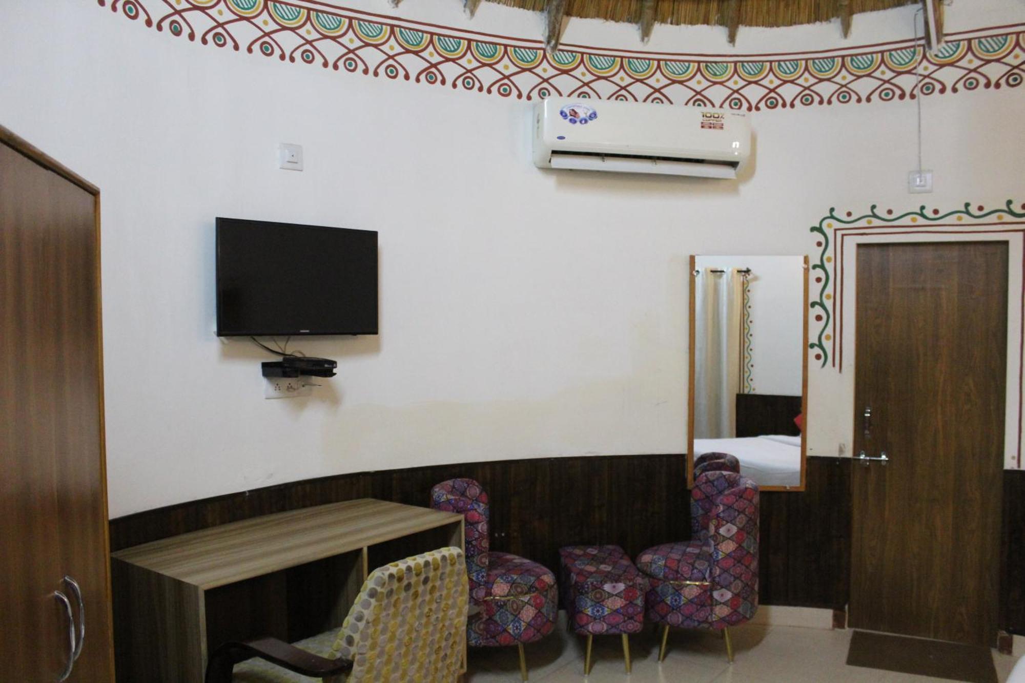 Hotel Vijayvargiya Dhani Bikaner Phòng bức ảnh