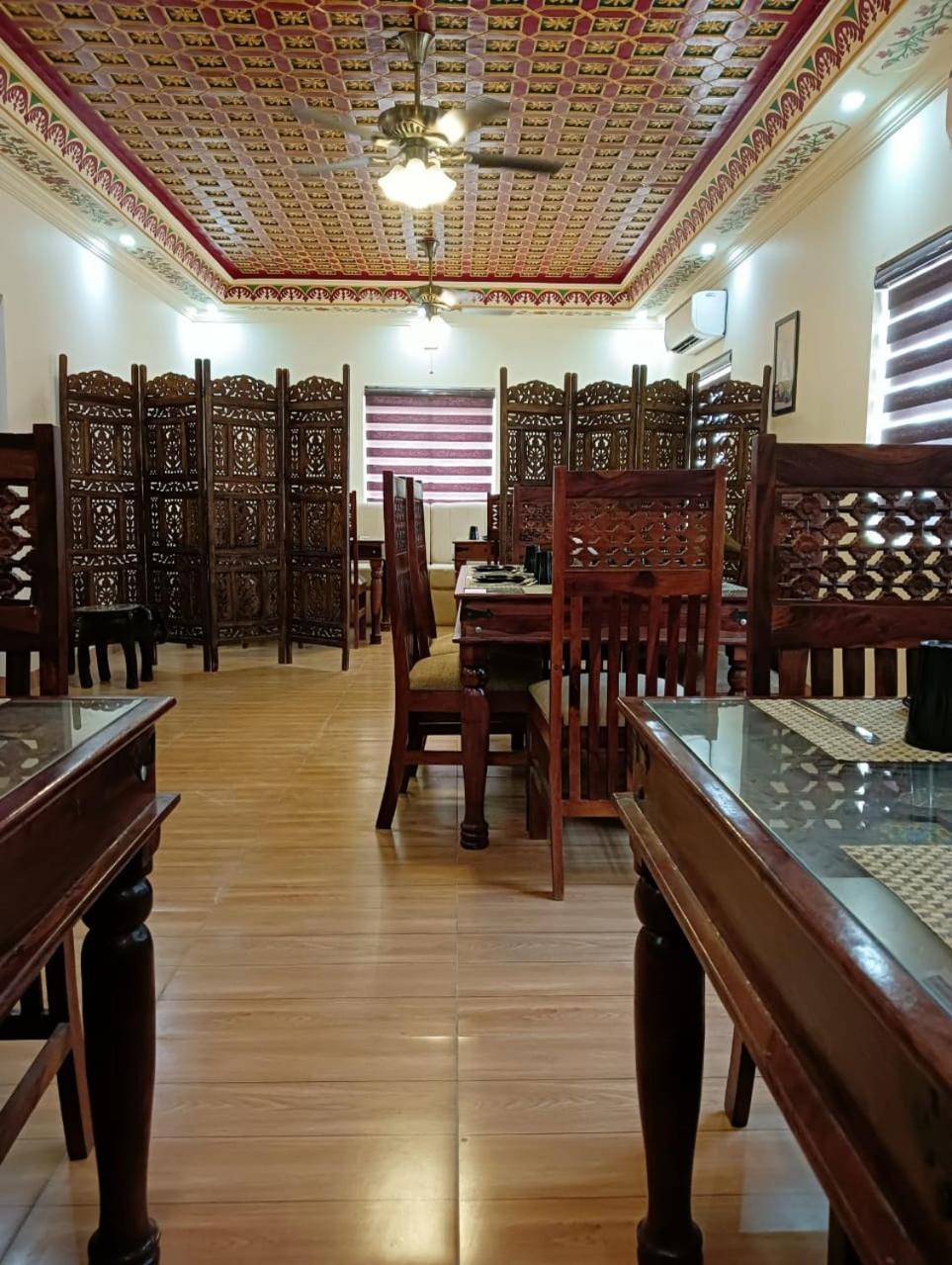 Hotel Vijayvargiya Dhani Bikaner Ngoại thất bức ảnh