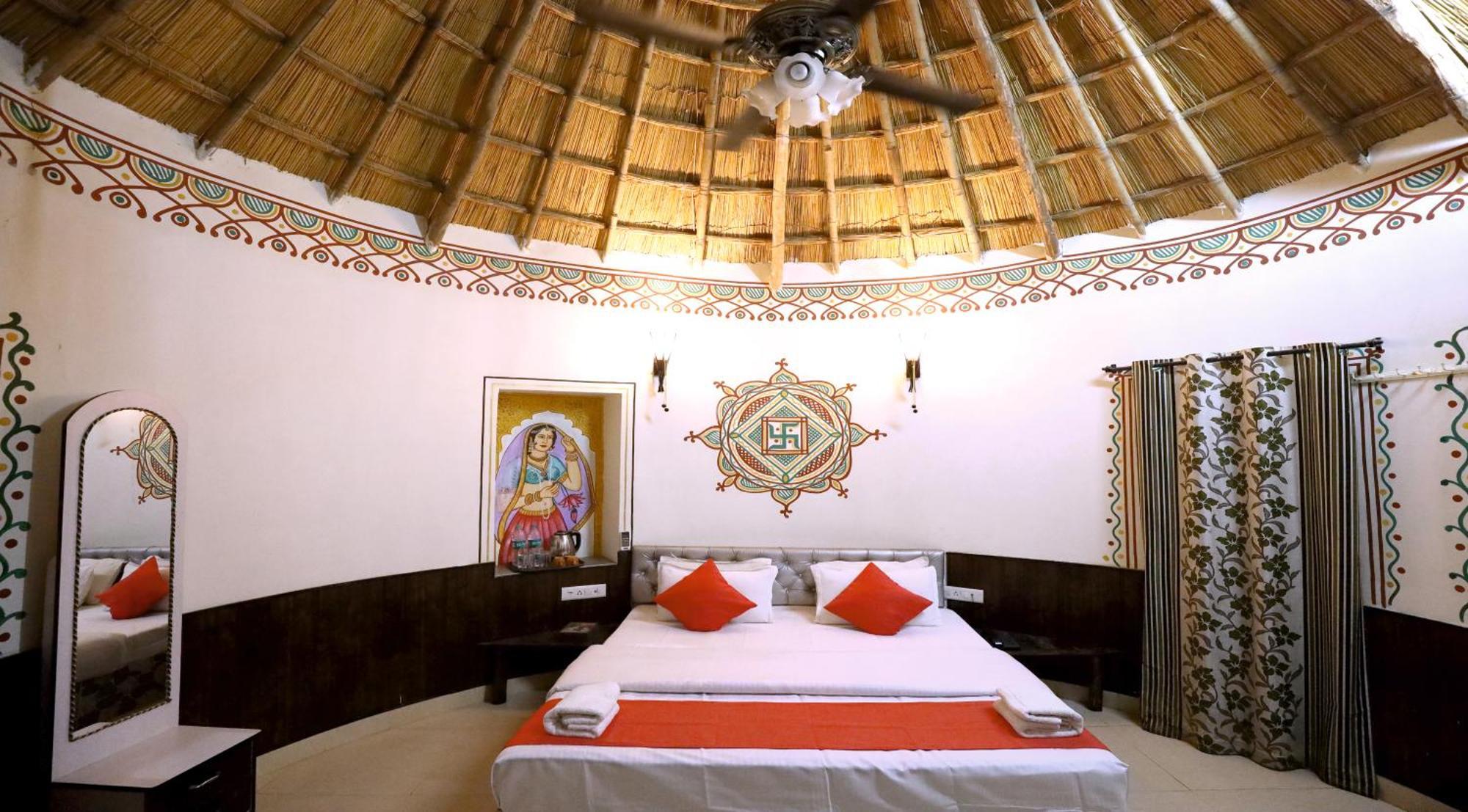 Hotel Vijayvargiya Dhani Bikaner Ngoại thất bức ảnh